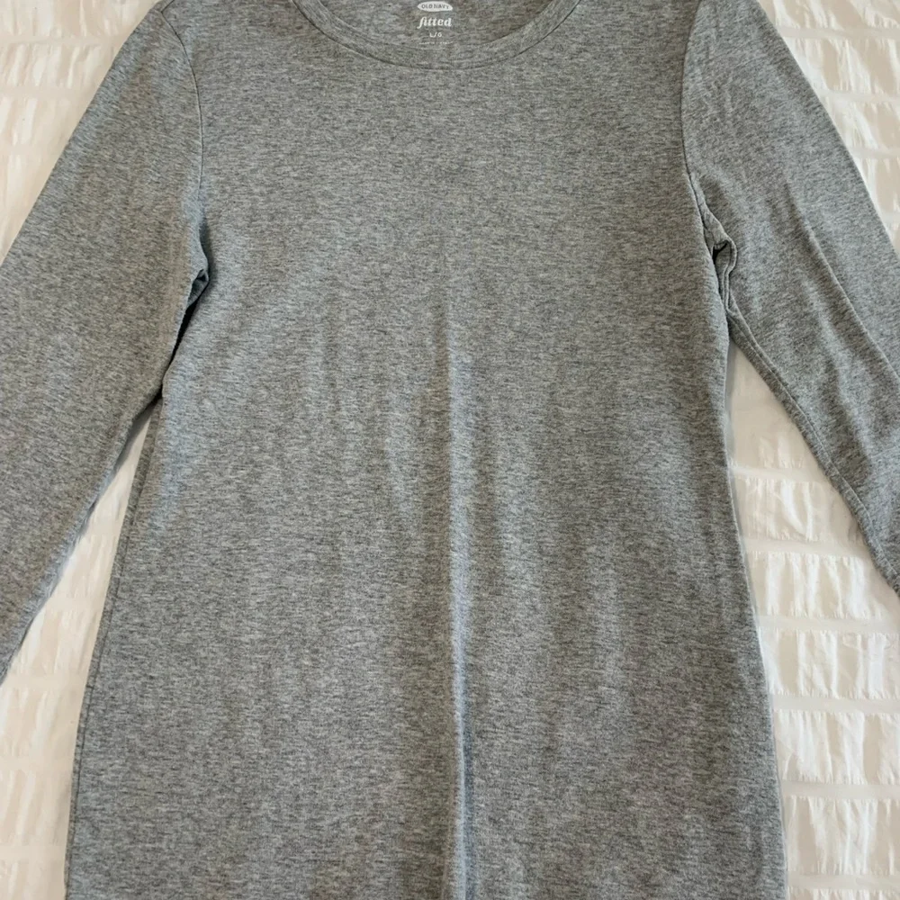 Old Navy Heathered Tee